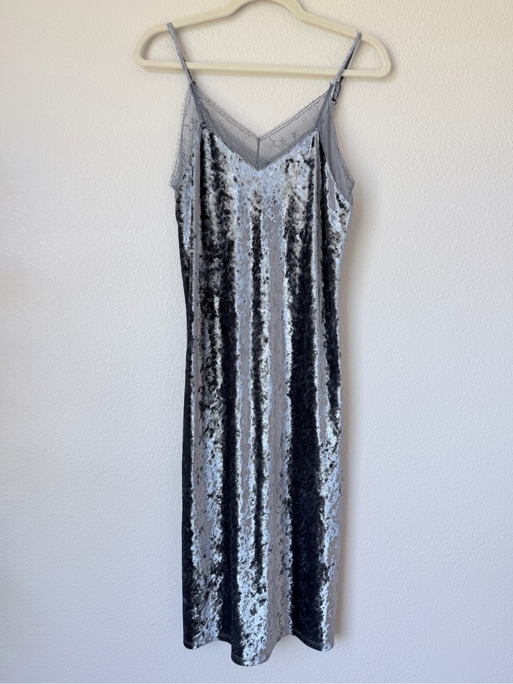 Mossimo Silver Gray Crushed Velvet Lace Trim Slip Midi Dress Side Slits M